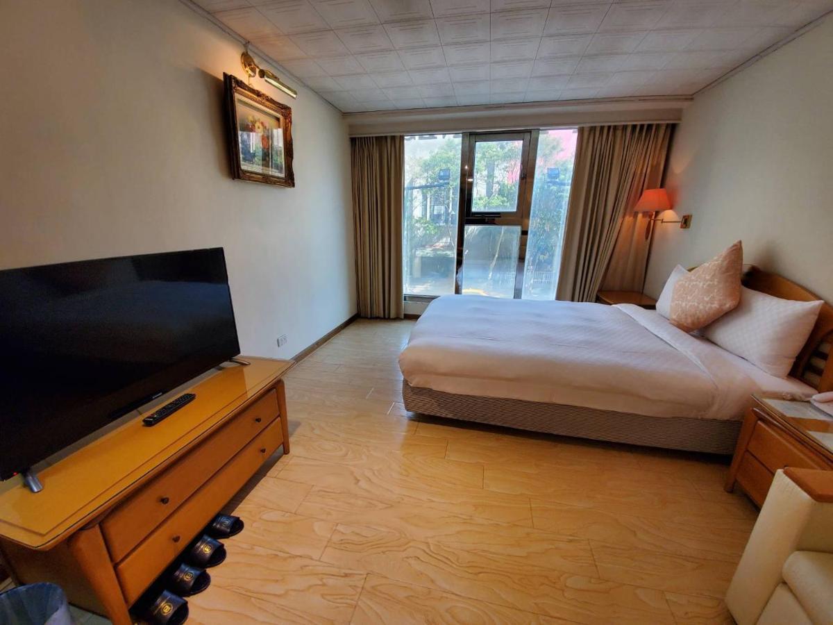 Berkeley Business Hotel Zhongzheng Hsinchu Exterior foto